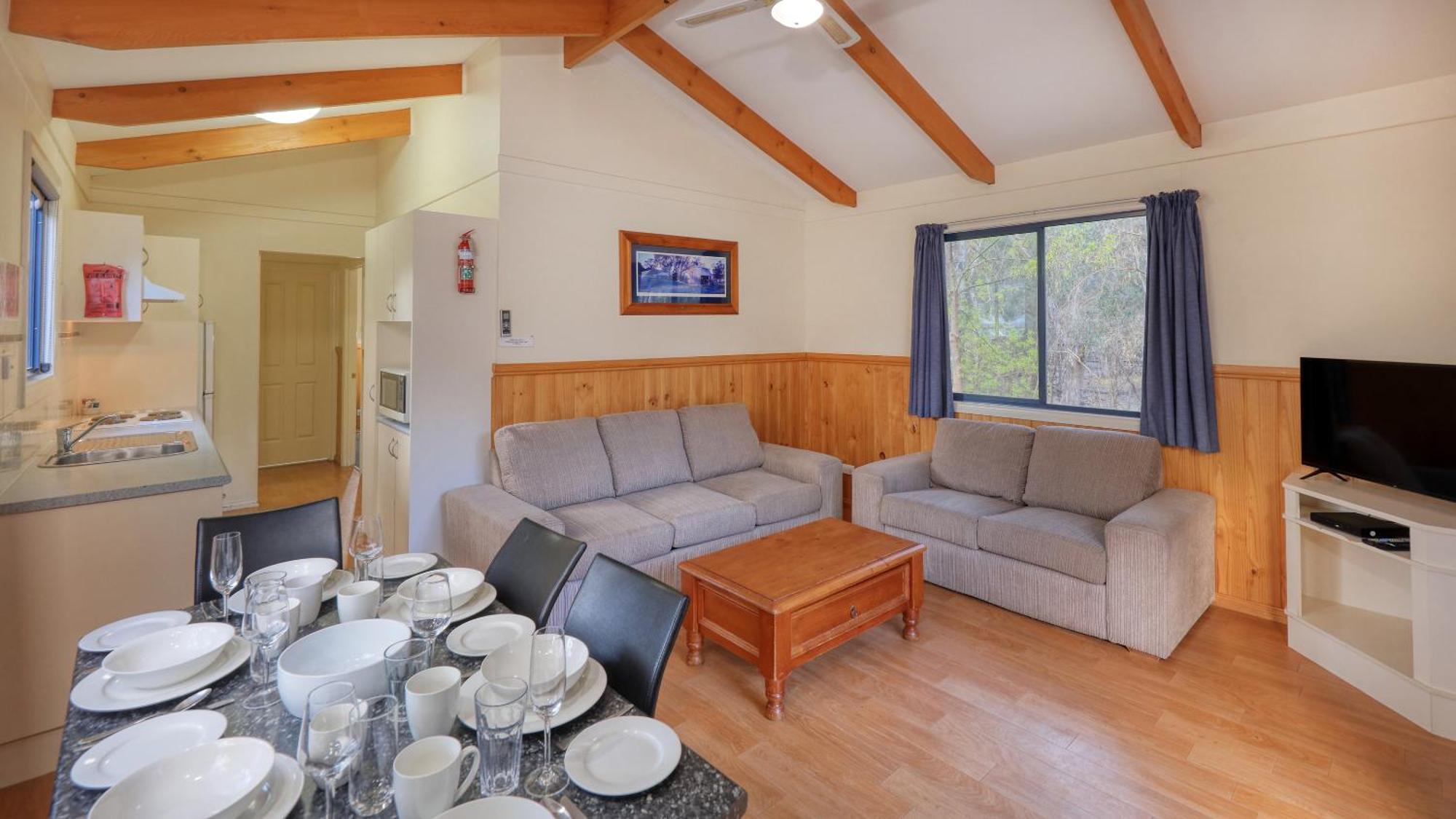 Deniliquin Riverside Caravan Park Extérieur photo